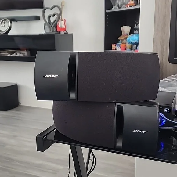 BOSE スピーカーシステム 161 ブラック ブラケット付き(1個訳有り) Amazon.com: Bose 161 Speaker System (Black) - Ideal for